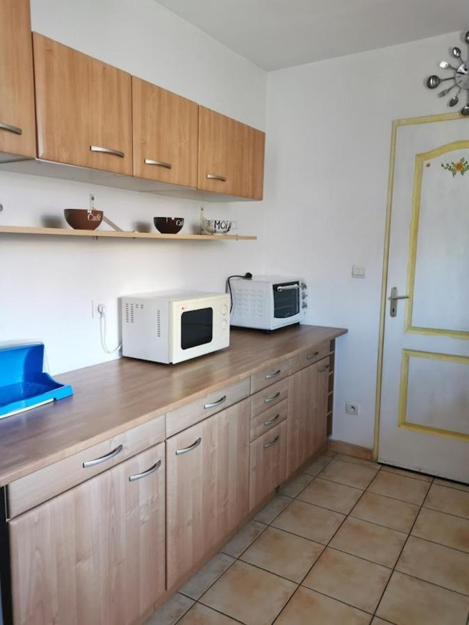 Belle Villa De 90M2 Au Calme Avec Jardin Et Parking A 10 Mn De La Mer En Voiture Fos-sur-Mer Eksteriør bilde