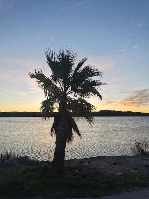 Belle Villa De 90M2 Au Calme Avec Jardin Et Parking A 10 Mn De La Mer En Voiture Fos-sur-Mer Eksteriør bilde